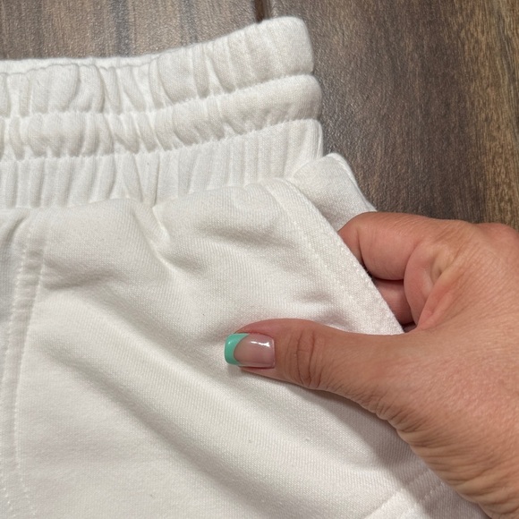 NWT Daily Practice by Anthropologie Pull-On Shorts - Picture 8 of 16